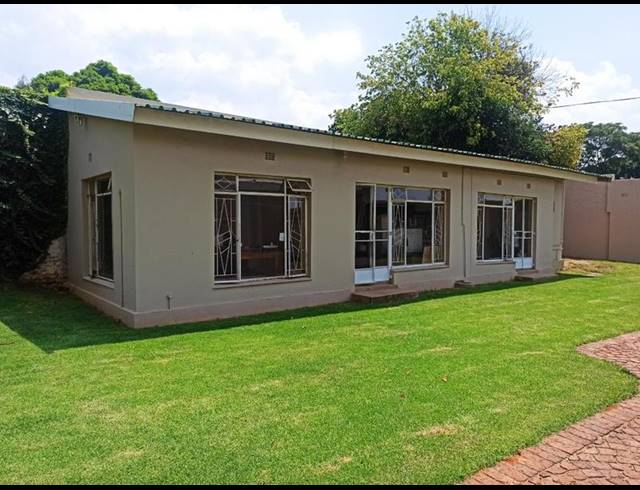 3 BEDROOM PROPERTY TO RENT IN PRIMROSE